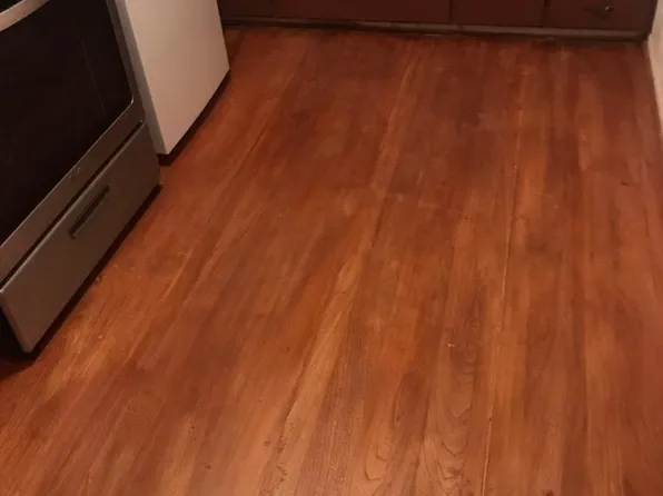 7001 NW 50th St, Bethany, OK 73008