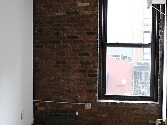 3rd image of 520 E 14th St APT 38