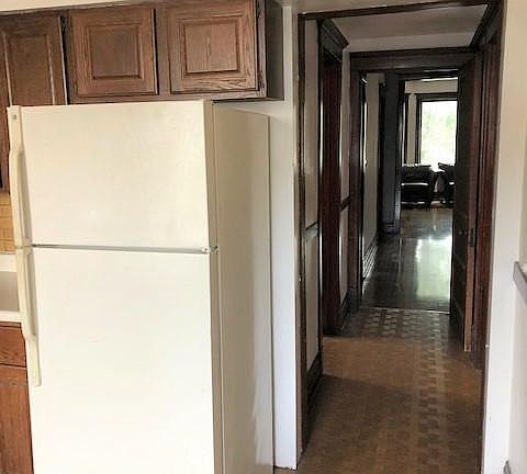 3rd image of 1440 W Diversey Pkwy #2