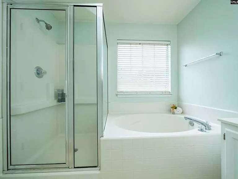 306 Coventry Lake Dr — Photo 25