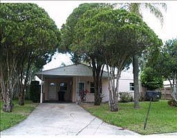 1st image of 704 Edenville Ave