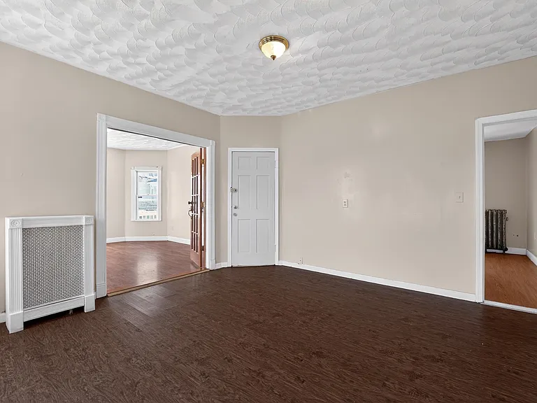 29 Park St #2 — Photo 4