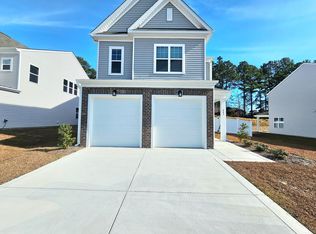 682 Union St, Raeford, NC 28376