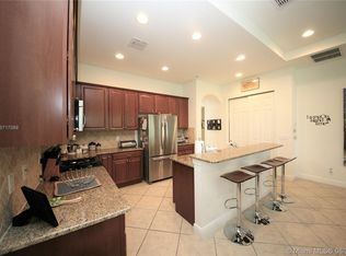 8214 NW 121st Way, Parkland, FL 33076