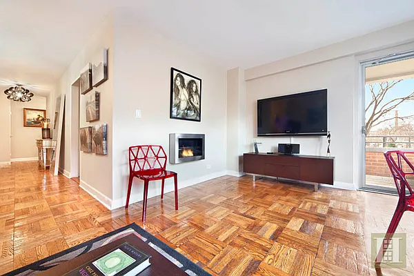 Rented by Halstead Real Estate | media 29