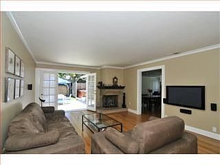 2nd image of 3721 Country Club Dr