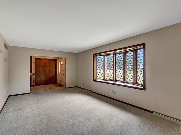 4th image of 6381 Sharlene Dr