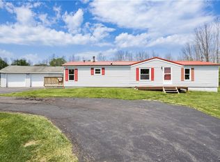 8805 Bushnell Shore Rd, Bridgeport, NY 13030