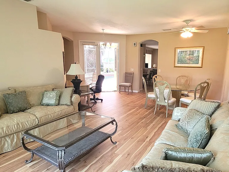142 Babylon Ln — Photo 17