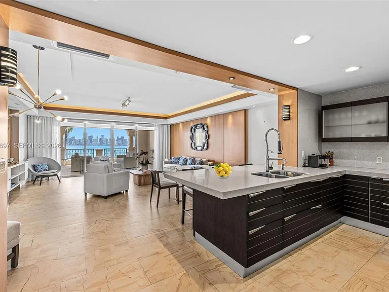 5245 Fisher Island Dr #5245 — Photo 16