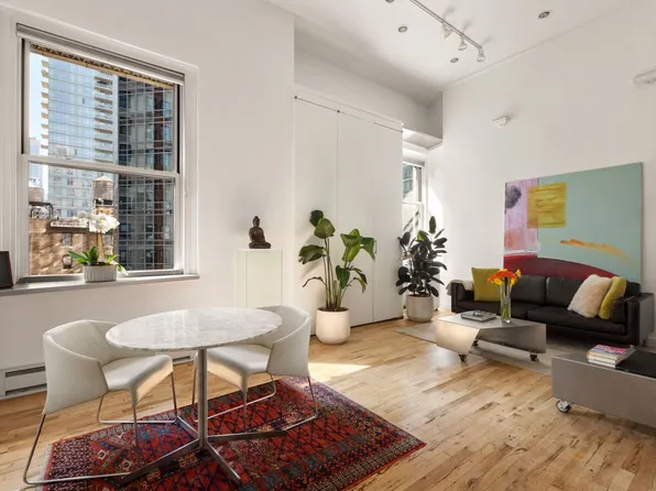 159 Madison Avenue image 2 of 14