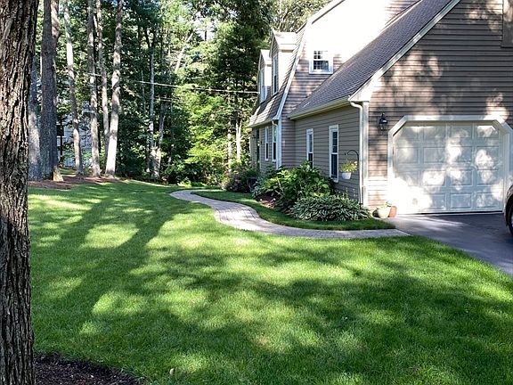 3rd image of 24 Robin Rd