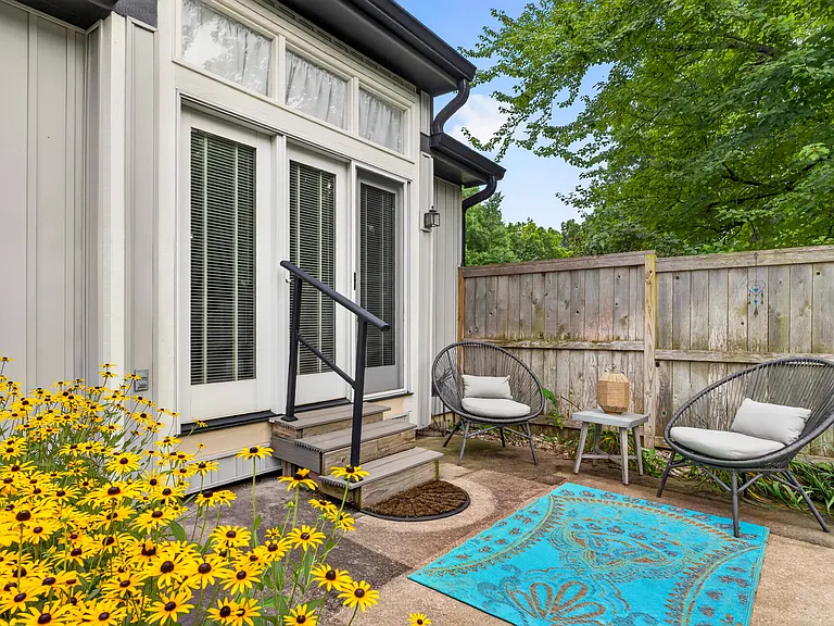 12044 Hemlock St — Photo 39