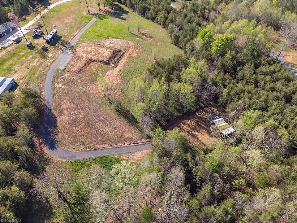1st image of 263 Lake Meadows Dr #7