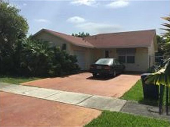 5th image of 16969 SW 94th Ct
