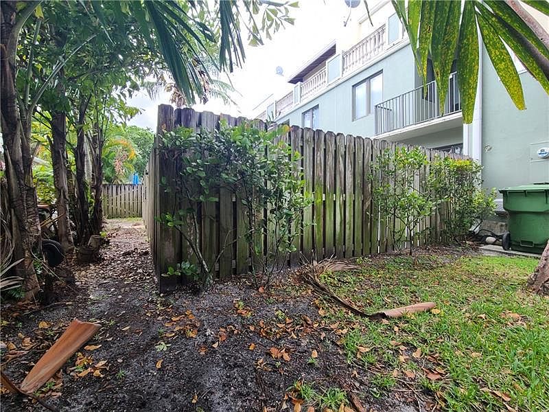1st image of 544 NE 17th Ave #544