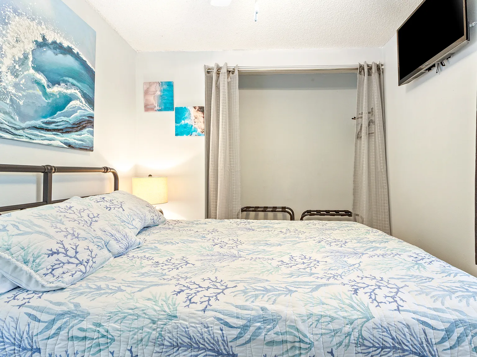 2 bed, 850 sqft, $2,900 — Photo 2