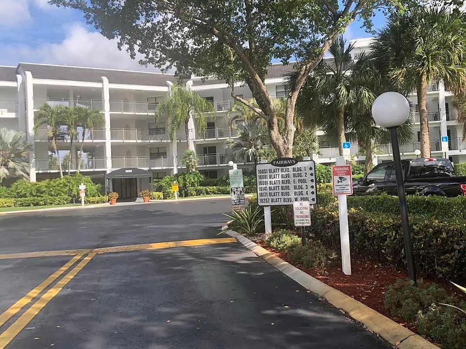 Entrance from Blatt Blvd