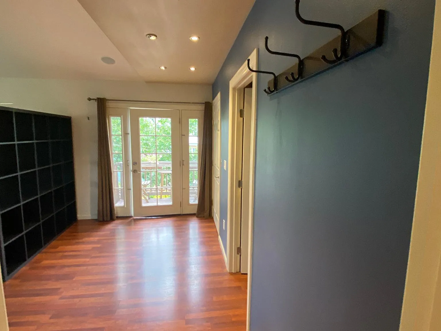 Studio, 576 sqft, $2,000 — Photo 2