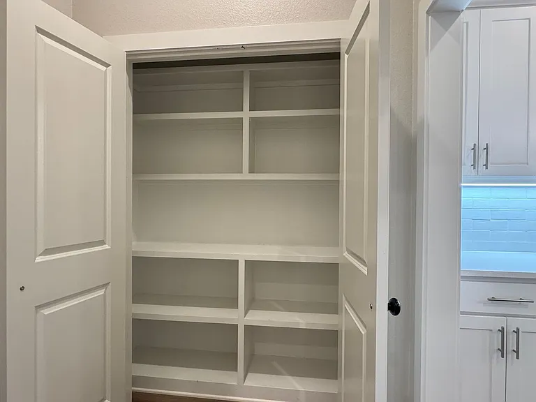 7035 Hillside Ave — Photo 16