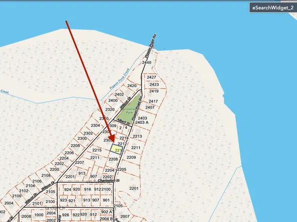 2210 Pigeon Point Road, Beaufort, SC 29902