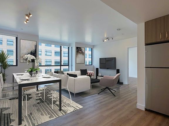 3rd image of 601 Tennessee St #502