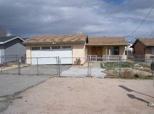 16322 Olive St, Hesperia, CA 92345