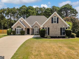 2920 Meadow Gate Way, Loganville, GA 30052