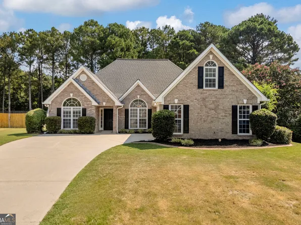 2920 Meadow Gate Way, Loganville, GA 30052