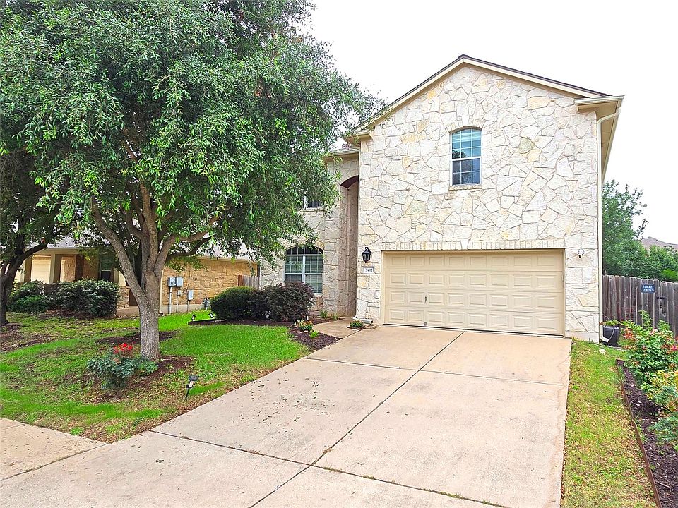 1st image of 9412 Castle Pines Dr