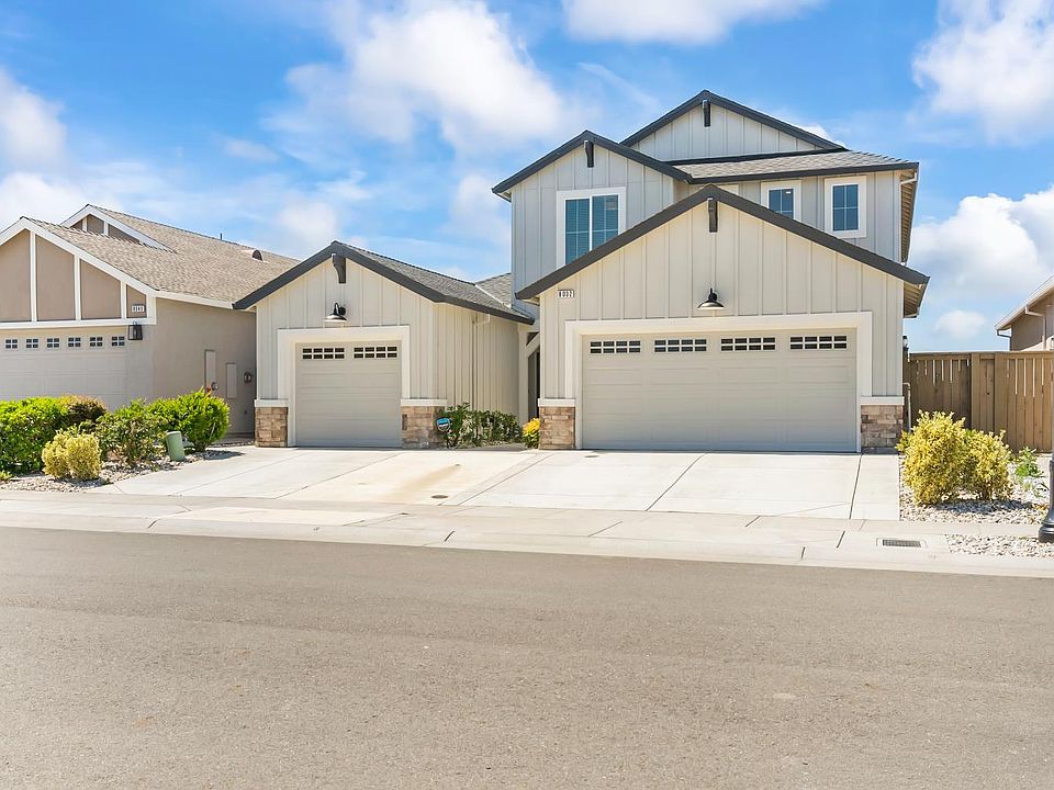 1st image of 8032 Challis Cir