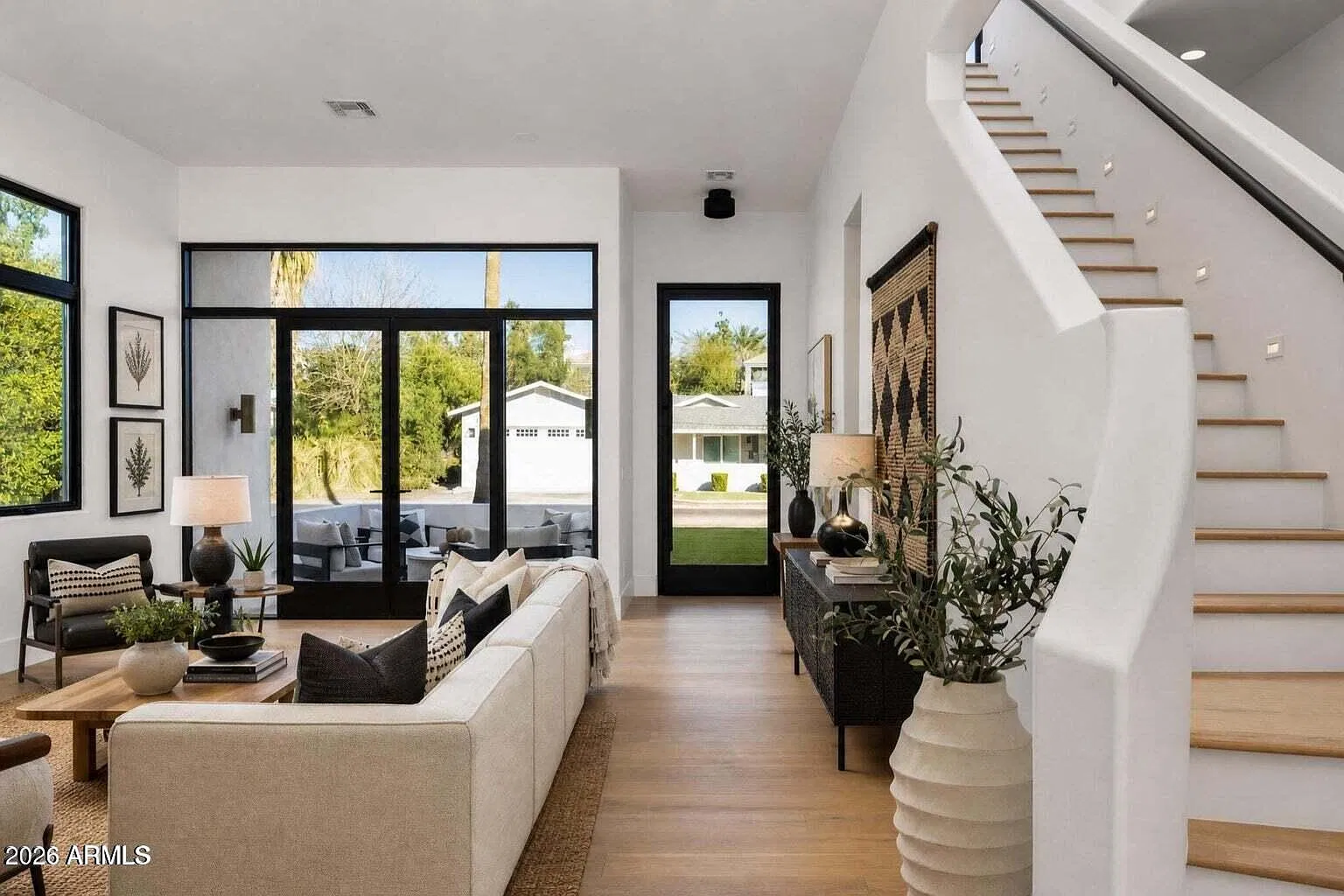 4 bed, 3.5 bath, 3283 sqft, $15,000 — Photo 4
