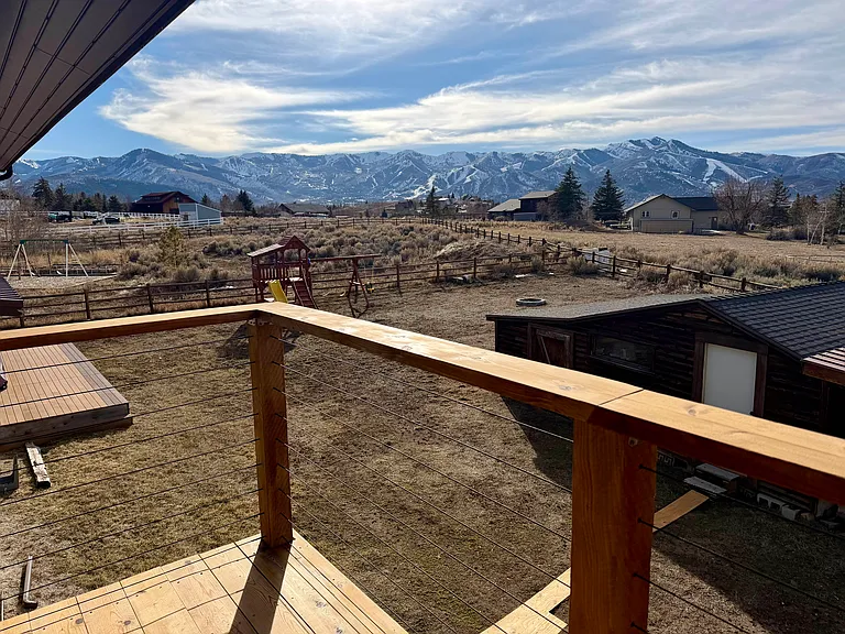 Deck with amazing views!