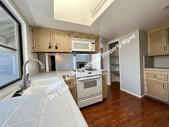 kitchen 2_09062022