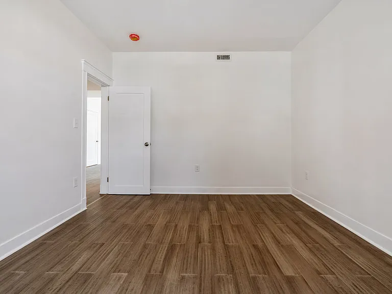 82 Ballou Ave #3 — Photo 4