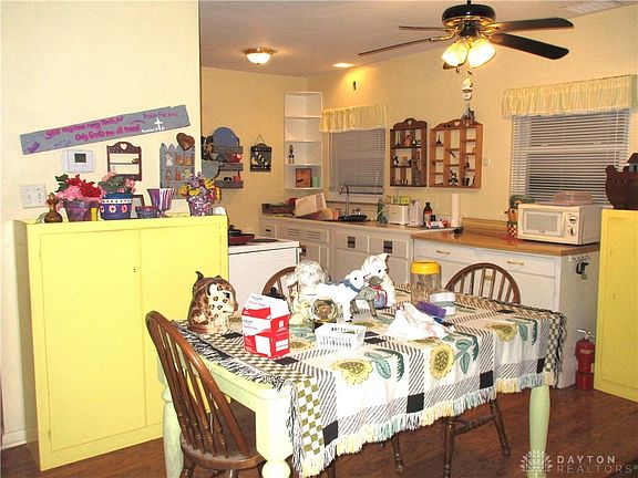 5th image of 133 Sandhurst St