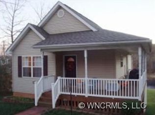 87 Green Oak Rd, Asheville, NC 28804