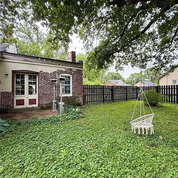 301 W Laurel St — Photo 42