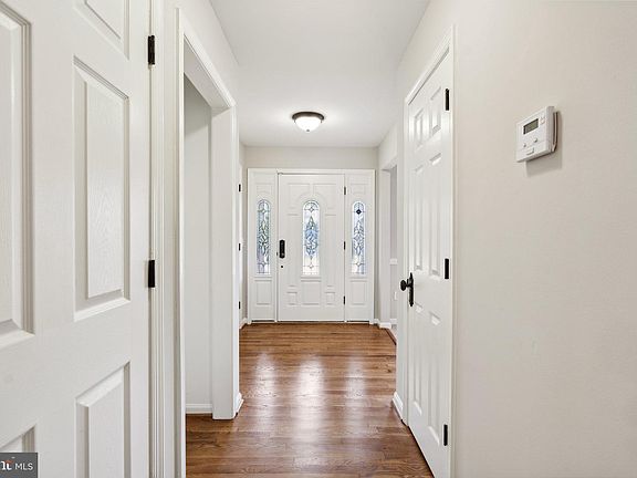 5th image of 4 Argyle Hills Dr