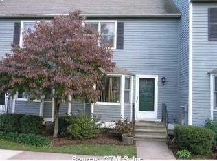 12 Braintree Ct, Suffield, CT 06078