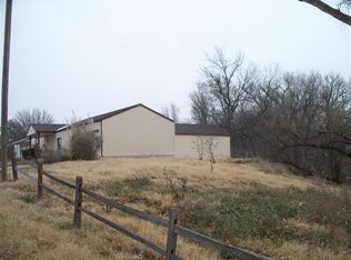 714 W 11th St, Ellis, KS 67637