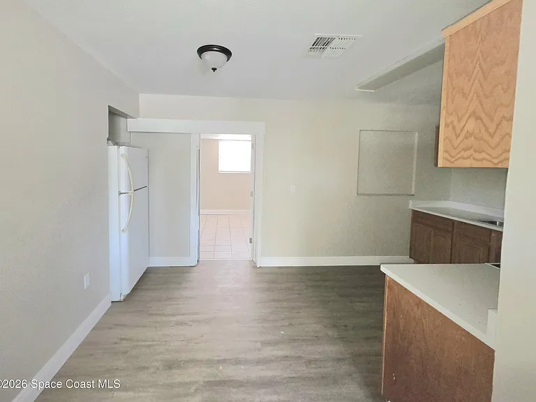 4415 Coleridge Ave — Photo 11