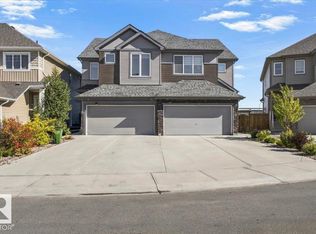 974 Daniels Loop SW, Edmonton, AB T6W4Y4