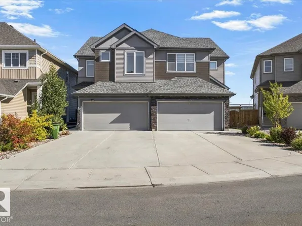 974 Daniels Loop SW, Edmonton, AB T6W 4Y4