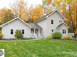 5903 Golden Brook Ln, Kewadin, MI 49648