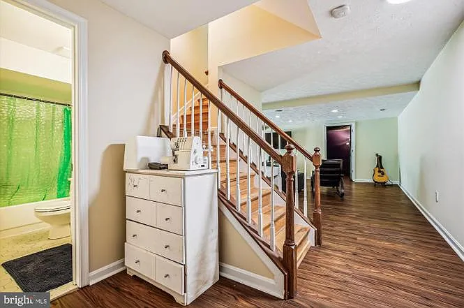 17507 Applewood Ln — Photo 7