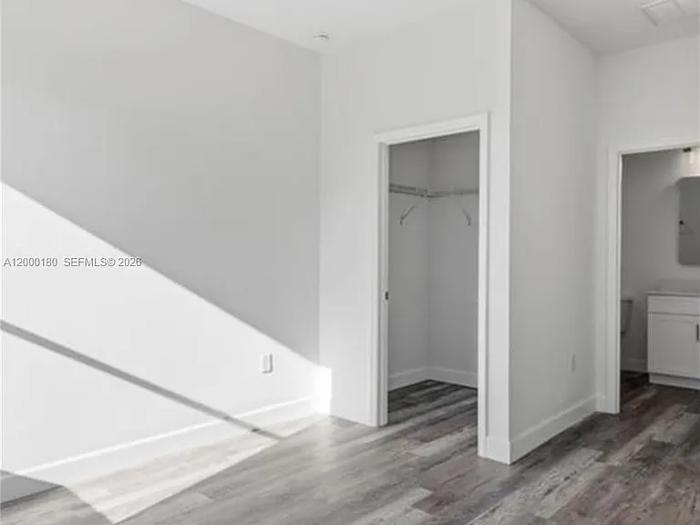 10047 Amicola St #0 — Photo 17