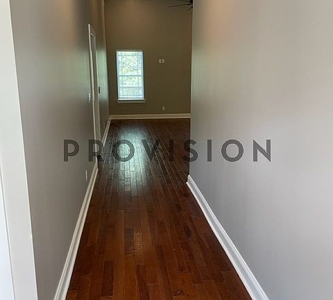3rd image of 3011 Highland Dr NE