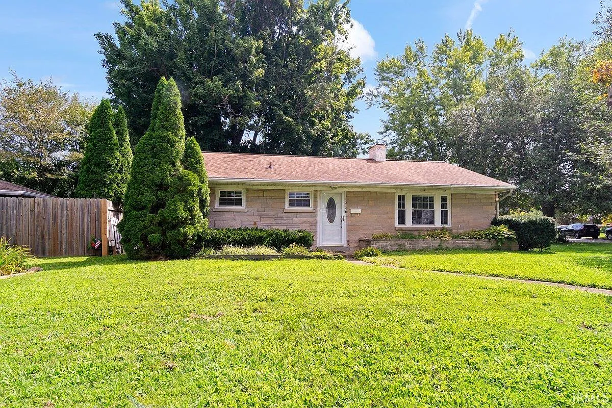 1318 S Brentwood Dr photo 1