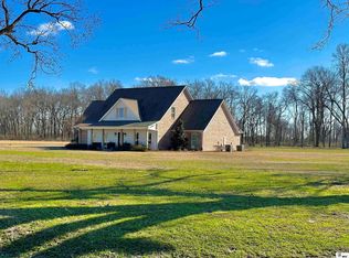 12 Kent Rd, Oak Ridge, LA 71264